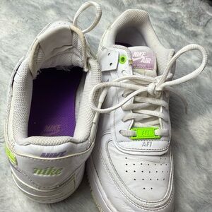 Nike Kids White and Lime Sneakers